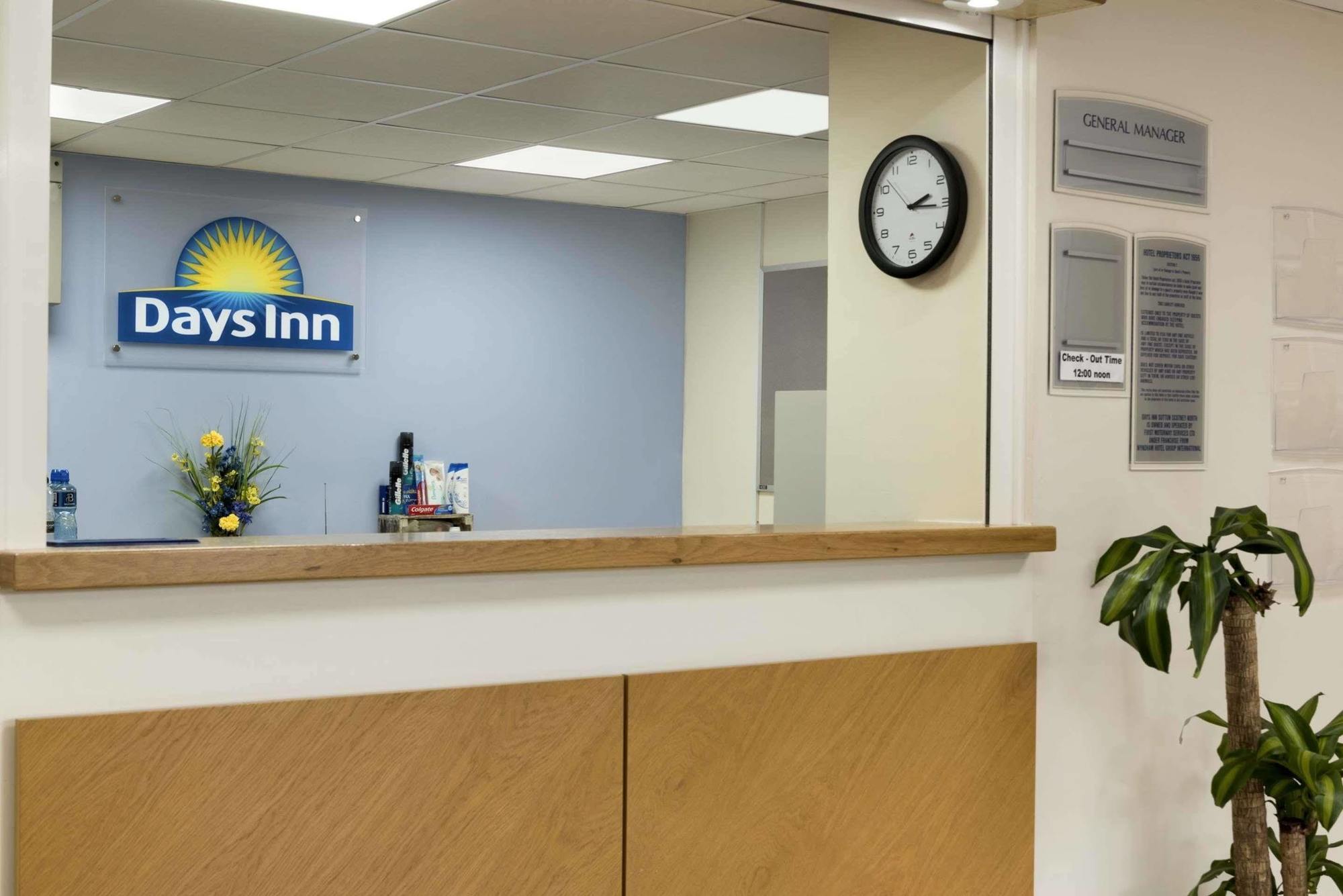 Days Inn Sutton Scotney North Esterno foto