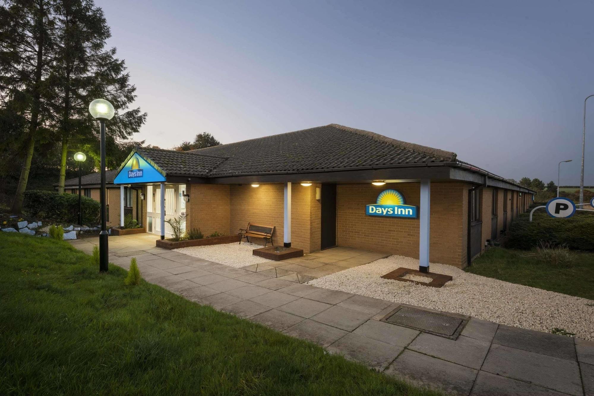 Days Inn Sutton Scotney North Esterno foto